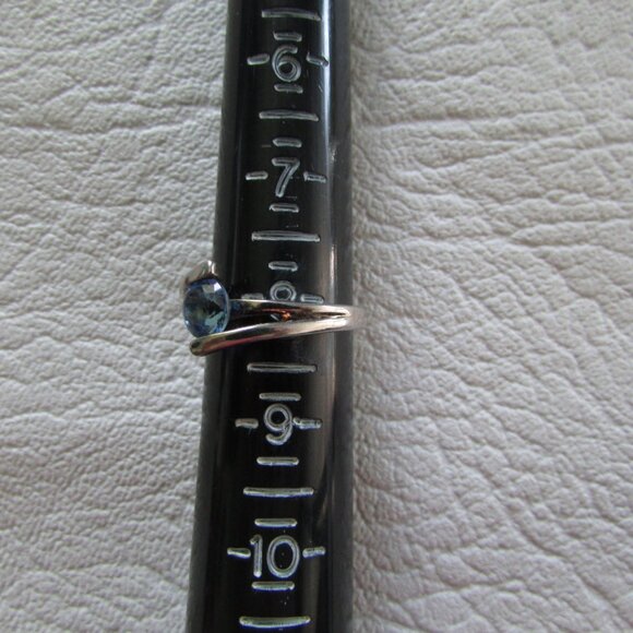 Silver Blue Topaz Stone Ring - Sz 8 - Picture 4 of 9